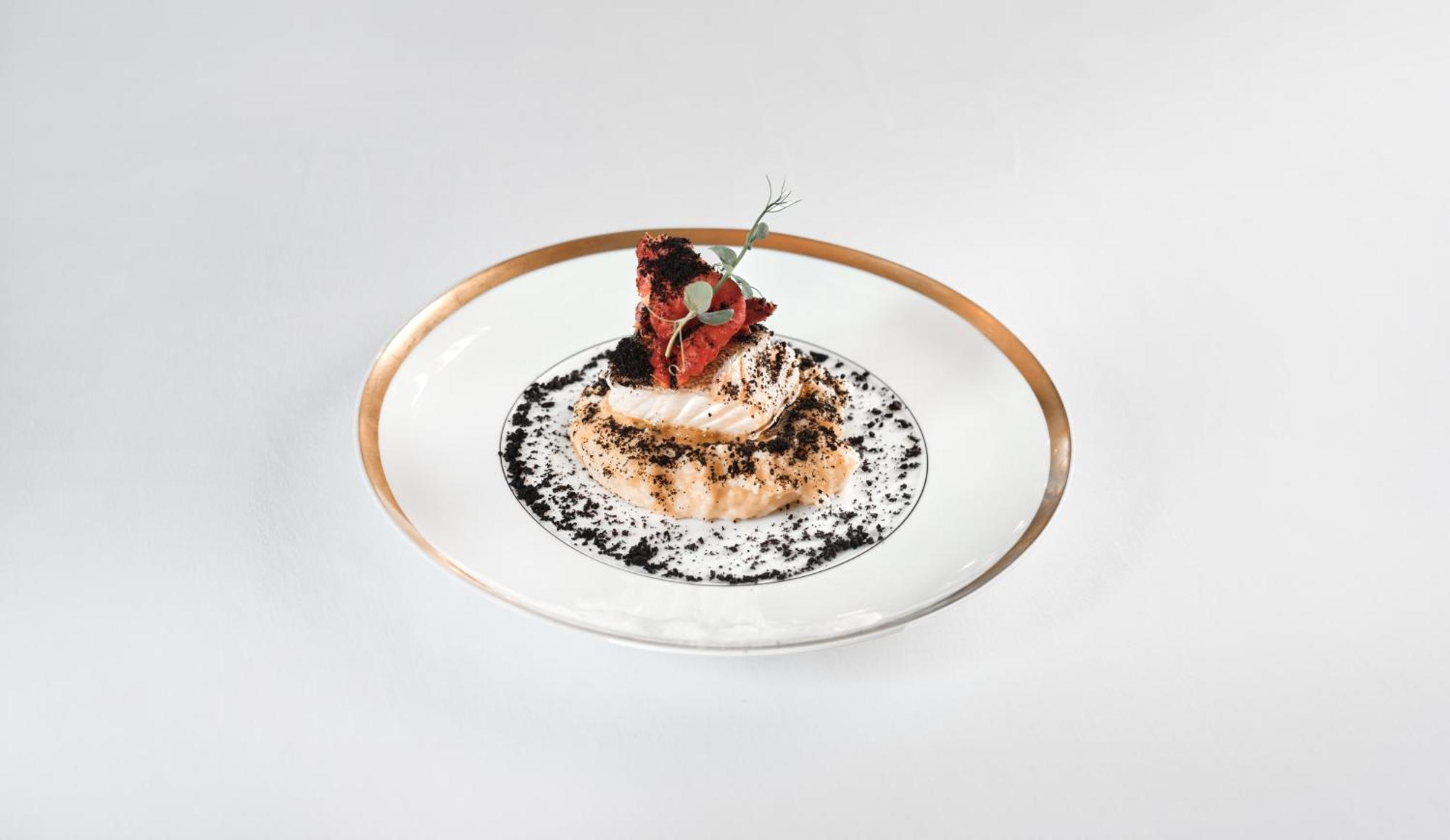 Ga Palace Hotel & Spa, A Xixth-Century Villa 포르투 외부 사진 A plate of chocolate parfait