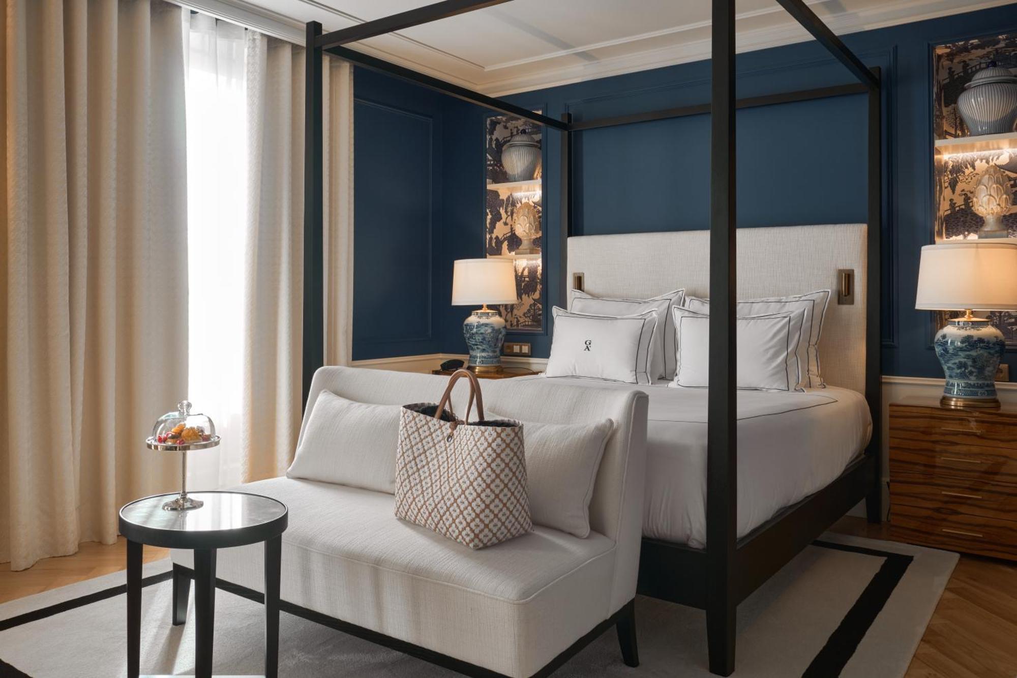 Ga Palace Hotel & Spa, A Xixth-Century Villa 포르투 외부 사진 A bedroom at the Hotel